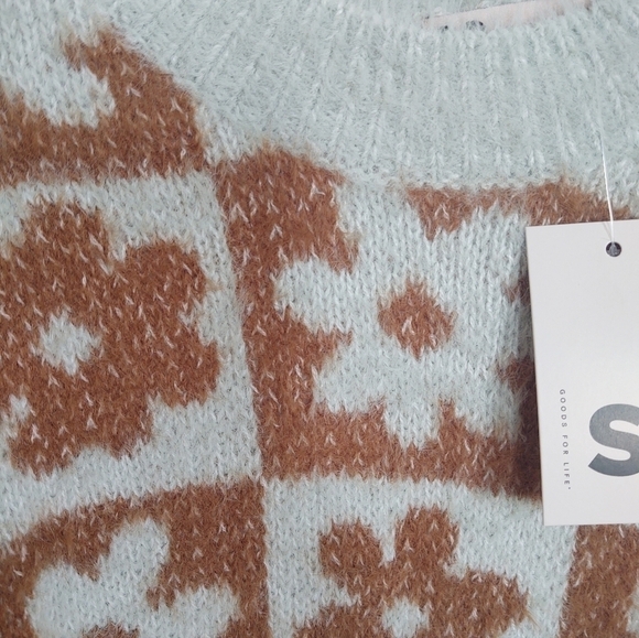 NEW sweater by SO - Picture 2 of 4